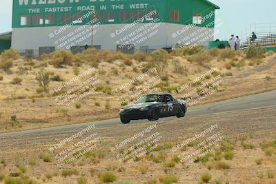 media/May-31-2025-CalClub SCCA (Sat) [[2c1a04e1ee]]/Race/Group 5/Turn 4b/